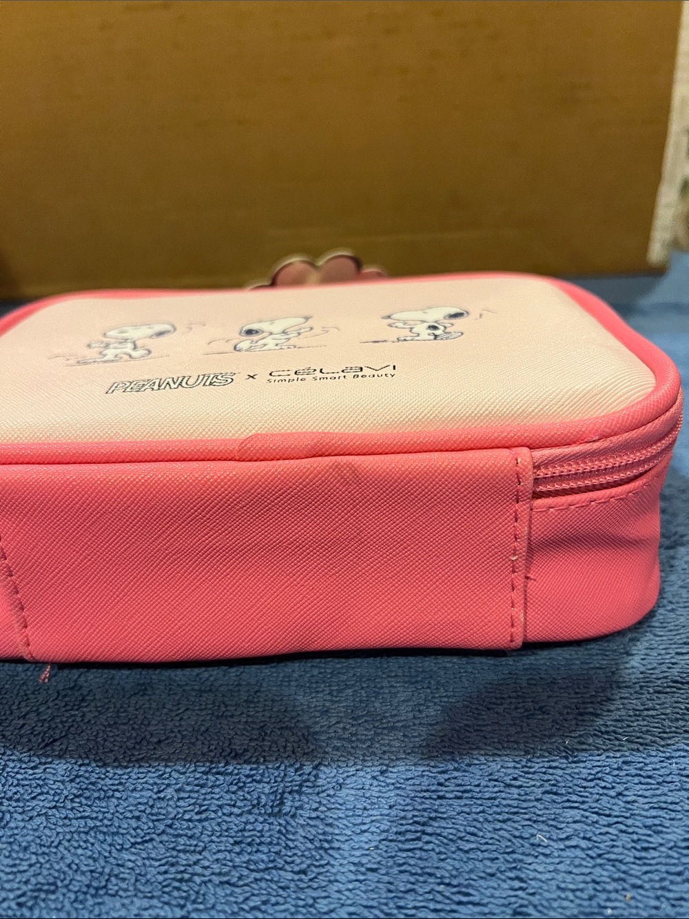 Peanuts x Celavi Snoopy Pink Cosmetic Bag - Picture 6 of 7